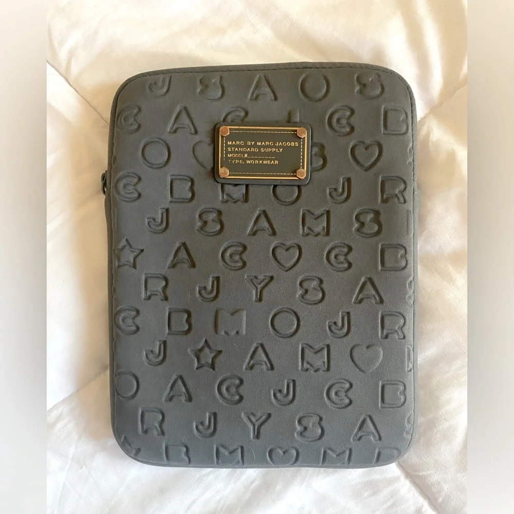 Marc Jacobs tablet case blue-grey